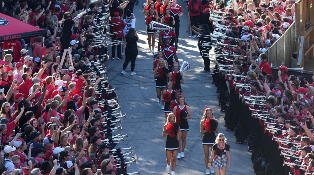 The Dawg Walk (Pregame Pulse) - Gameday Atlanta The Dawg Walk (Pregame Pulse)